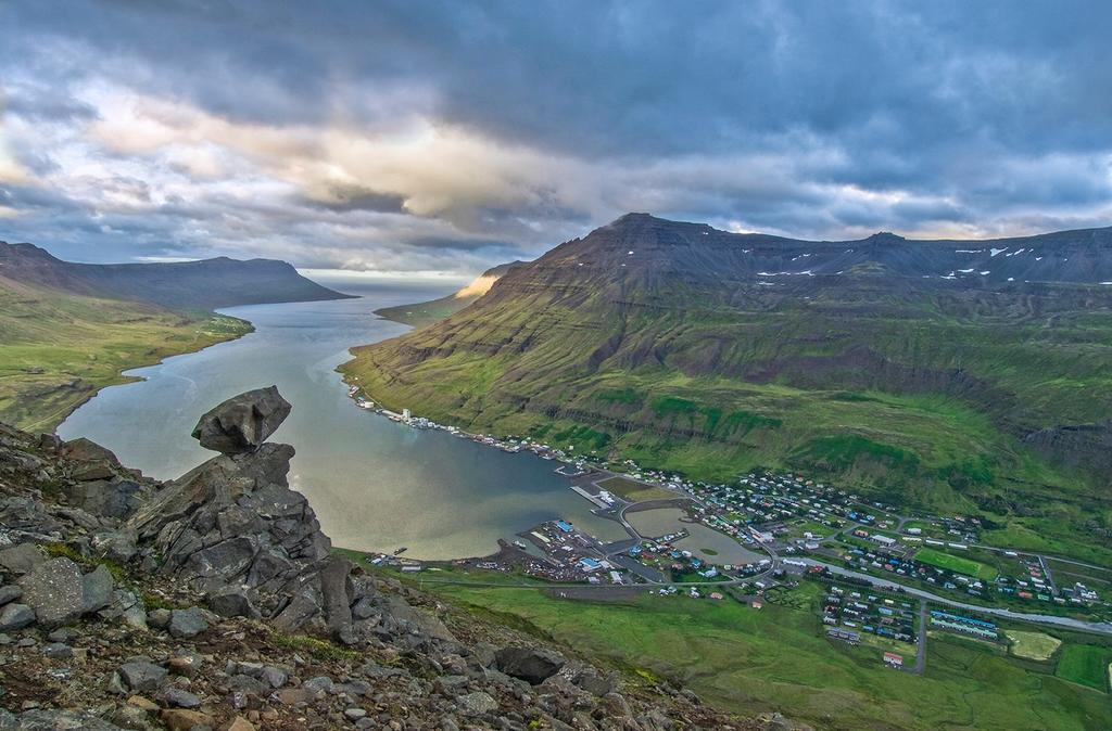 Apartamento Túngata Seyðisfjörður Exterior foto